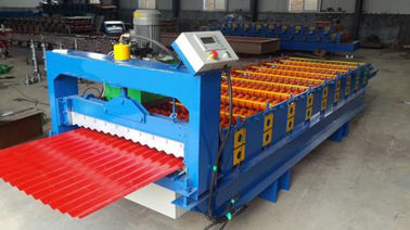 ประเทศจีน 3kw Aluminium Wall Panel Roll Forming Machine with Hydraulic moulding cutter ผู้ผลิต