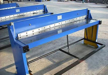 ประเทศจีน Hydraulic Swing Beam Metal Manual Shearing Machine With Flexible Operating ผู้ผลิต