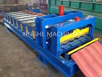 ประเทศจีน Automatic Glazed Tile Roll Forming Machine With 2.5 Ton Capacity Decoiler ผู้ผลิต